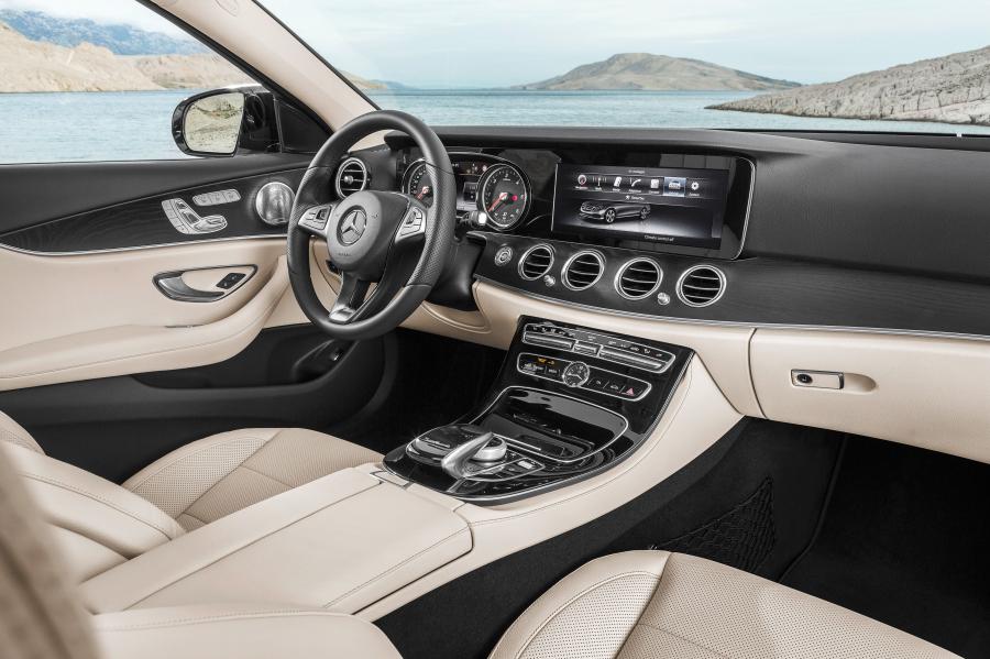  Mercedes-Benz E220d Avantgarde Line 2016 года  (фото 18 из 18)
